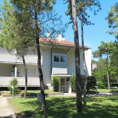 Parco Hemingway-4 By Interhome